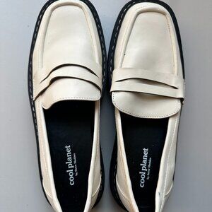 Cool Planet by Steve Madden Cream Loafers | Chunky Platform Penny Style Size 7.5